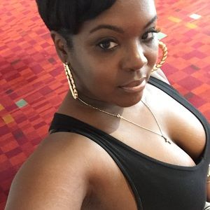 Meet your Posher, Tameka